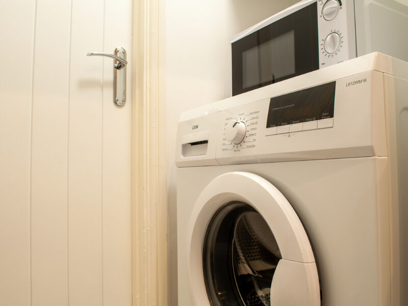 Modern 1-Bed Kempston Apartment - Near Hospital & Universal - Free Parking