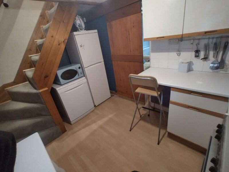 Cozy Village Cottage Marston Moretaine| Sleeps 2/3