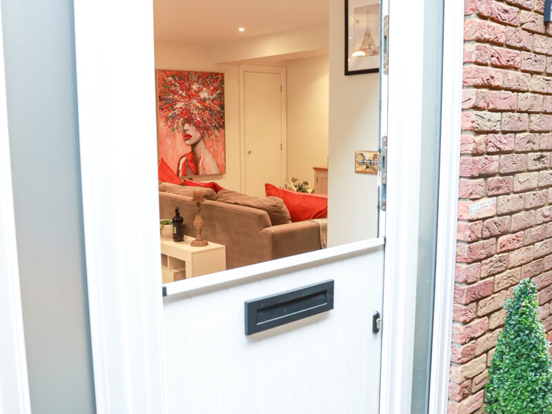 Premium Turn- Key Living for Universal Studios Contractors | 15 Minutes to Site