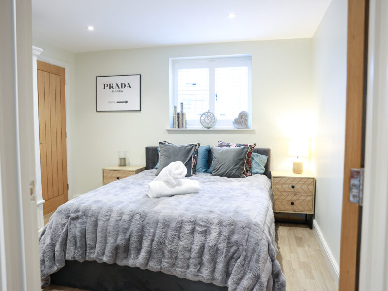 Premium Turn- Key Living for Universal Studios Contractors | 15 Minutes to Site